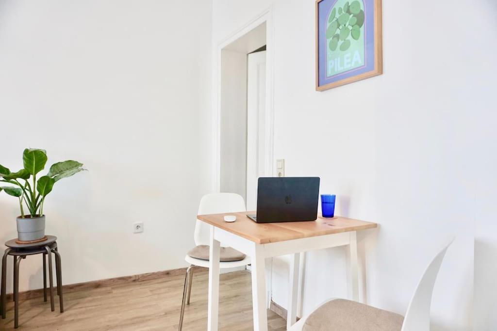 Neu I Moderne Zentrale Wohnung I Netflix I 4 Gaeste Andernach Exterior photo